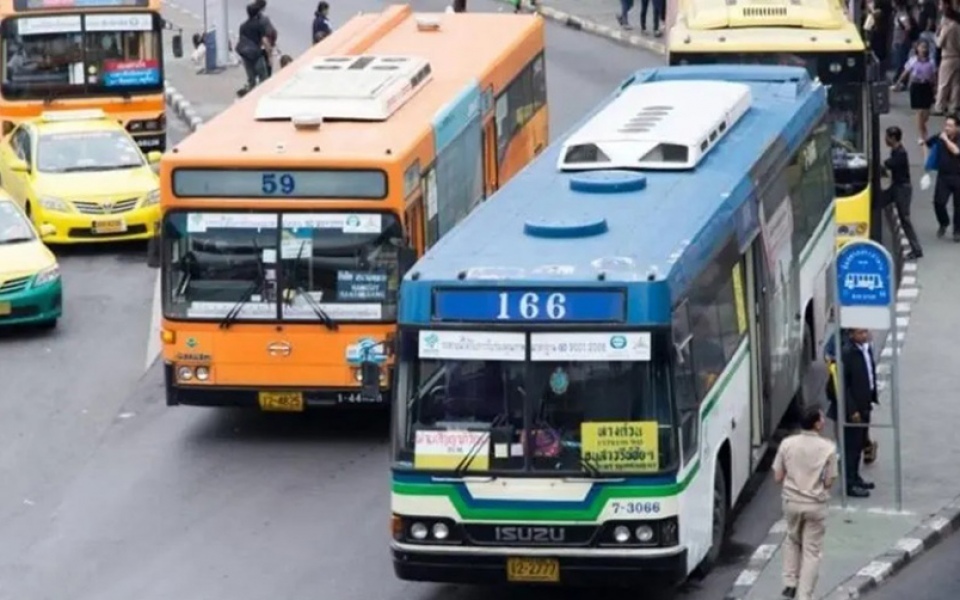 Bangkok beschafft 3 390 neue klimatisierte busse mit sauberer energie um den oeffentlichen