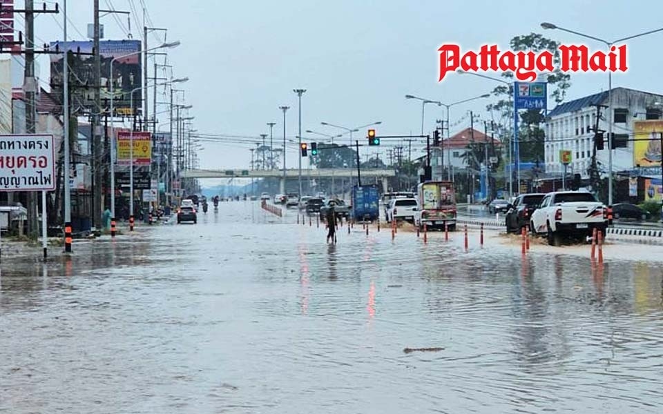 Starke regenfaelle verursachen ueberschwemmungen in bang saray