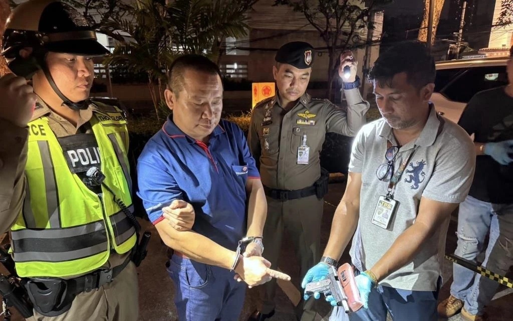 Bangkok drive by drama thailaender verhaftet weil er aus seinem auto heraus geschossen hat