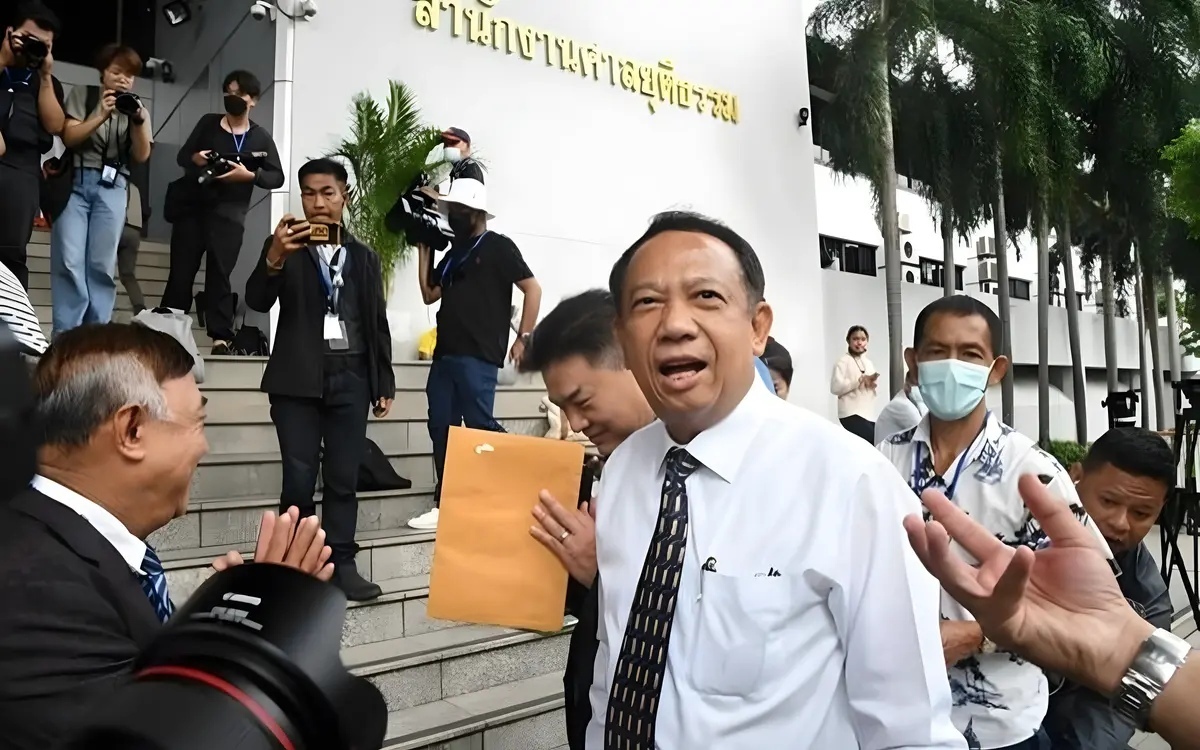 Korruption 44 6 mio baht vermoegensweerte des ehm chefs der abteilung fuer special investigation