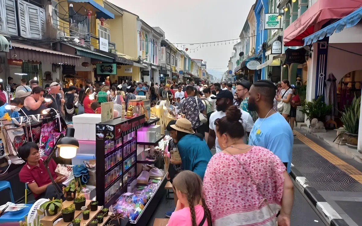 Phuket freut sich vorab auf 400 milliarden baht tourismuseinnahmen