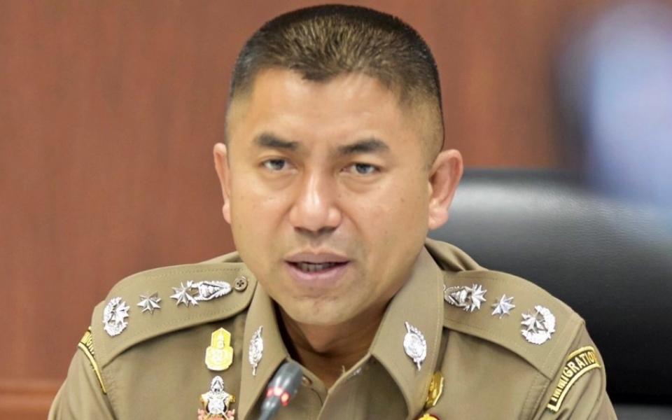 Thailaendischer top polizist draengt auf eine verschaerfung der regeln fuer ruhestandsvisa