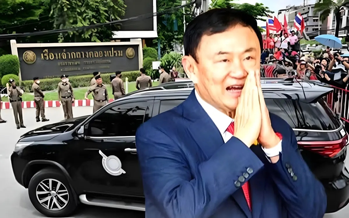 Thaksin um 3 uhr morgens mit dem hubschrauber in ein polizeikrankenhaus geflogen
