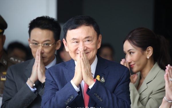 Thaksin wird am sonntag aus dem gefaengnis entlassen