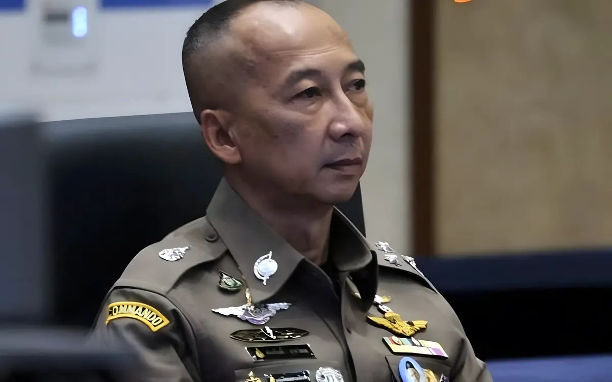 Torsak sukvimol der umstrittene aufstieg von thailands neuem polizeichef