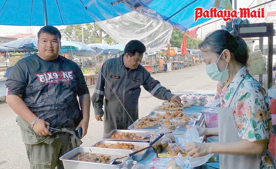 Rong poh markt foerdert gesunde ernaehrung waehrend des vegetarischen festivals