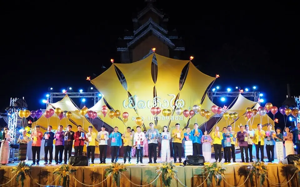 16 perd muang tai festival in mae hong son laeuft noch bis zum 10 dezember bfa6edba
