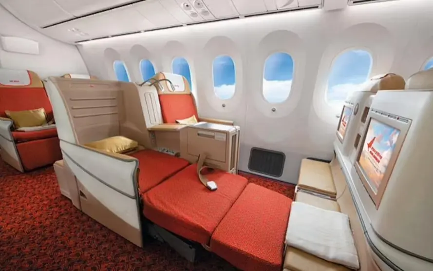 Air india skandal betrunkener passagier strullerte auf mitreisenden in bangkok flug c2e6c521