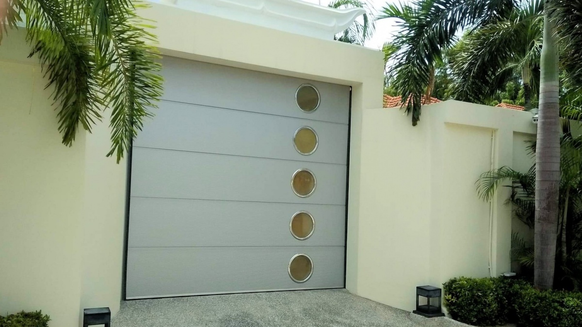 Albardoorsthailand massgeschneiderte loesungen fuer garagen und schiebetore in thailand c2fd9109