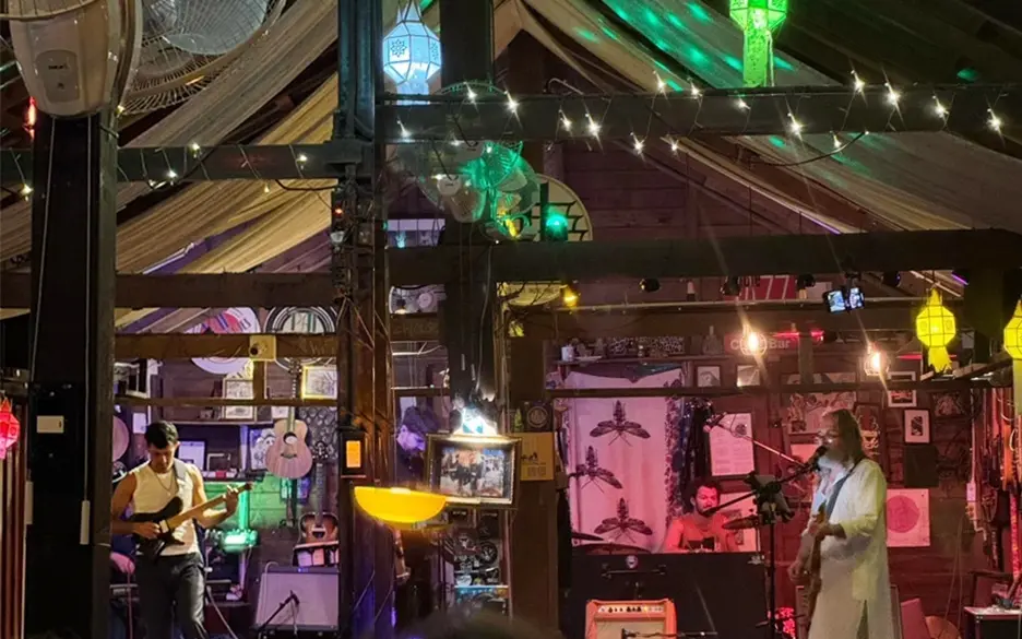 Auslaendische musiker in pai festgenommen behoerden gehen gegen illegale beschaeftigung vor video 71b57ce3