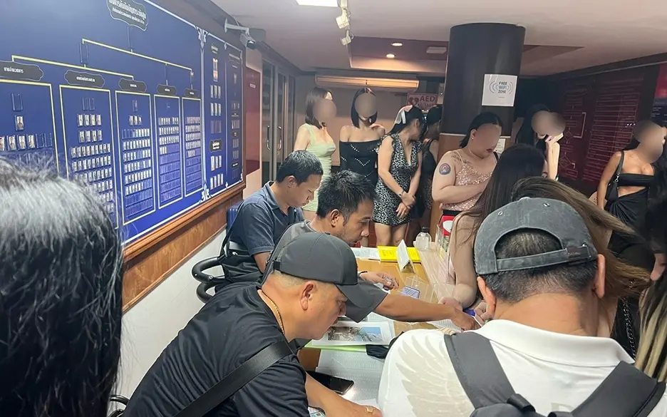 Bangkok pride kritisiert verhaftung von 37 transfrauen in phuket e2b93786