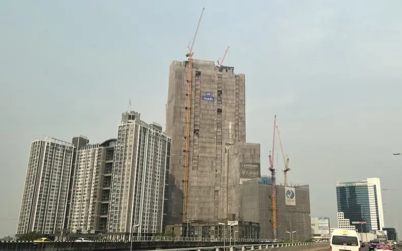 Baupfusch in bangkok 13 hochhaeuser verstossen gegen sicherheitsgesetze 3317f19c