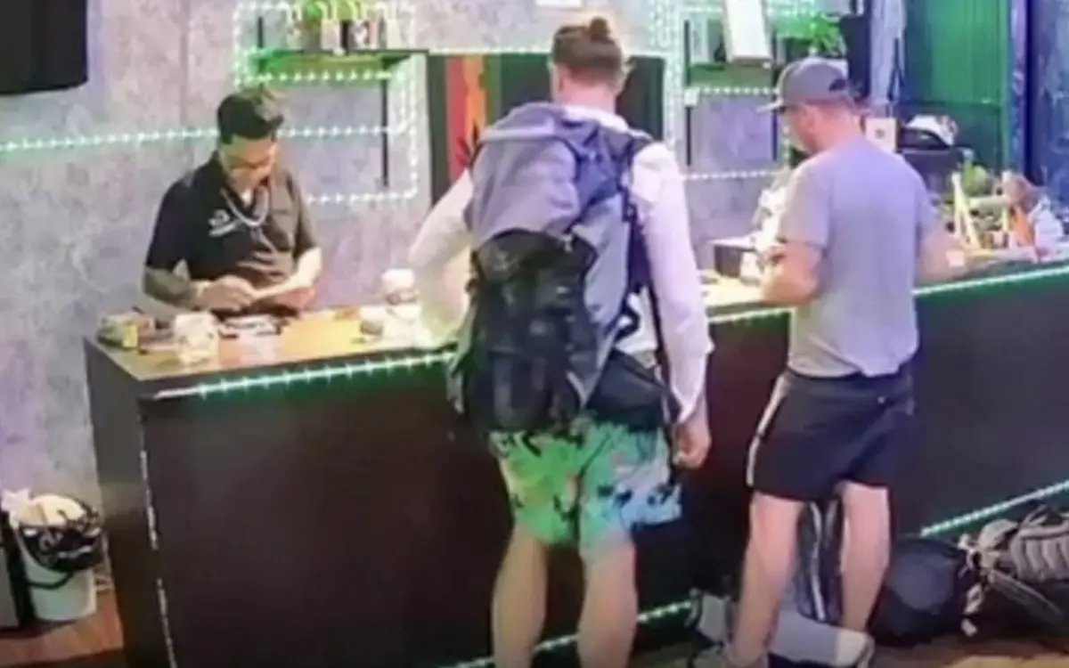 Belohnung angeboten: Krabi-Shop sucht nach von Deutschen gestohlenen Cannabisgläsern
