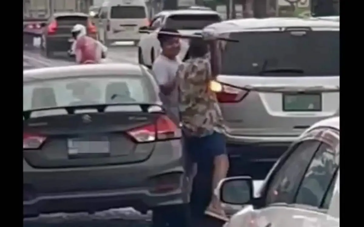Betrunkener taxifahrer randaliert in phuket c7b4859b