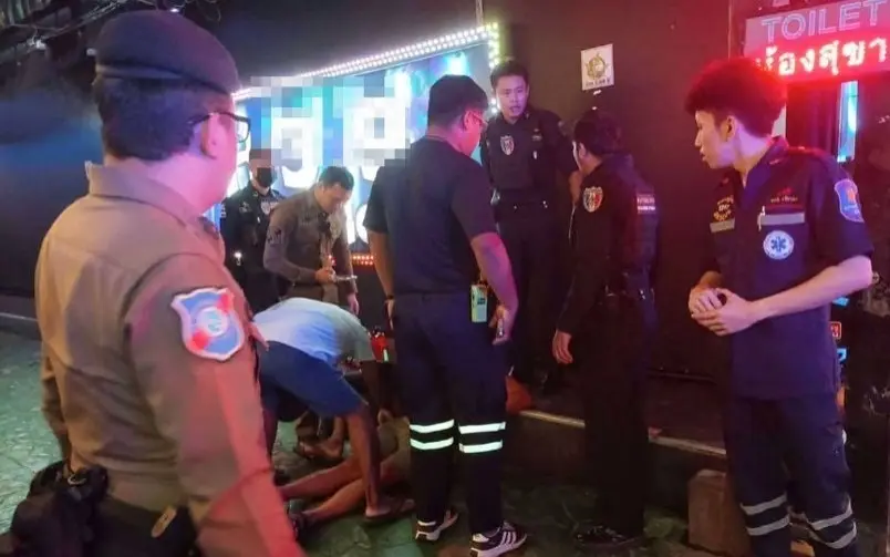 Britischer tourist von tuersteher eines pattaya clubs niedergeschlagen 594f7f43