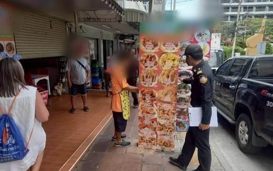 Das ist unser platz pattaya raeumt wild zugestellte gehwege frei 1cf37e8f