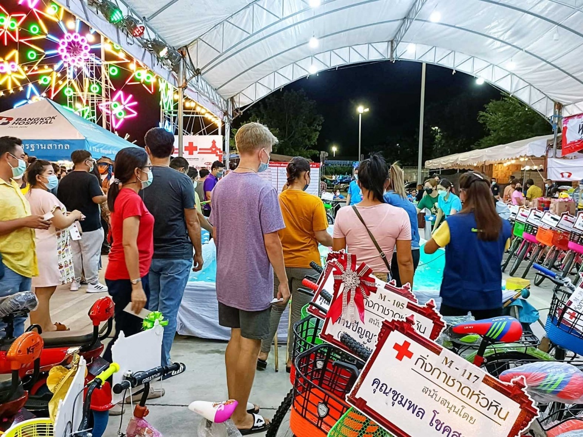 Die 26 rotkreuz messe in hua hin findet vom 24 februar bis 4 maerz statt 87166158