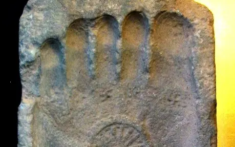 Die verehrung der buddha fussabdruecke in den heiligen tempelanlagen thailands 7d096d84