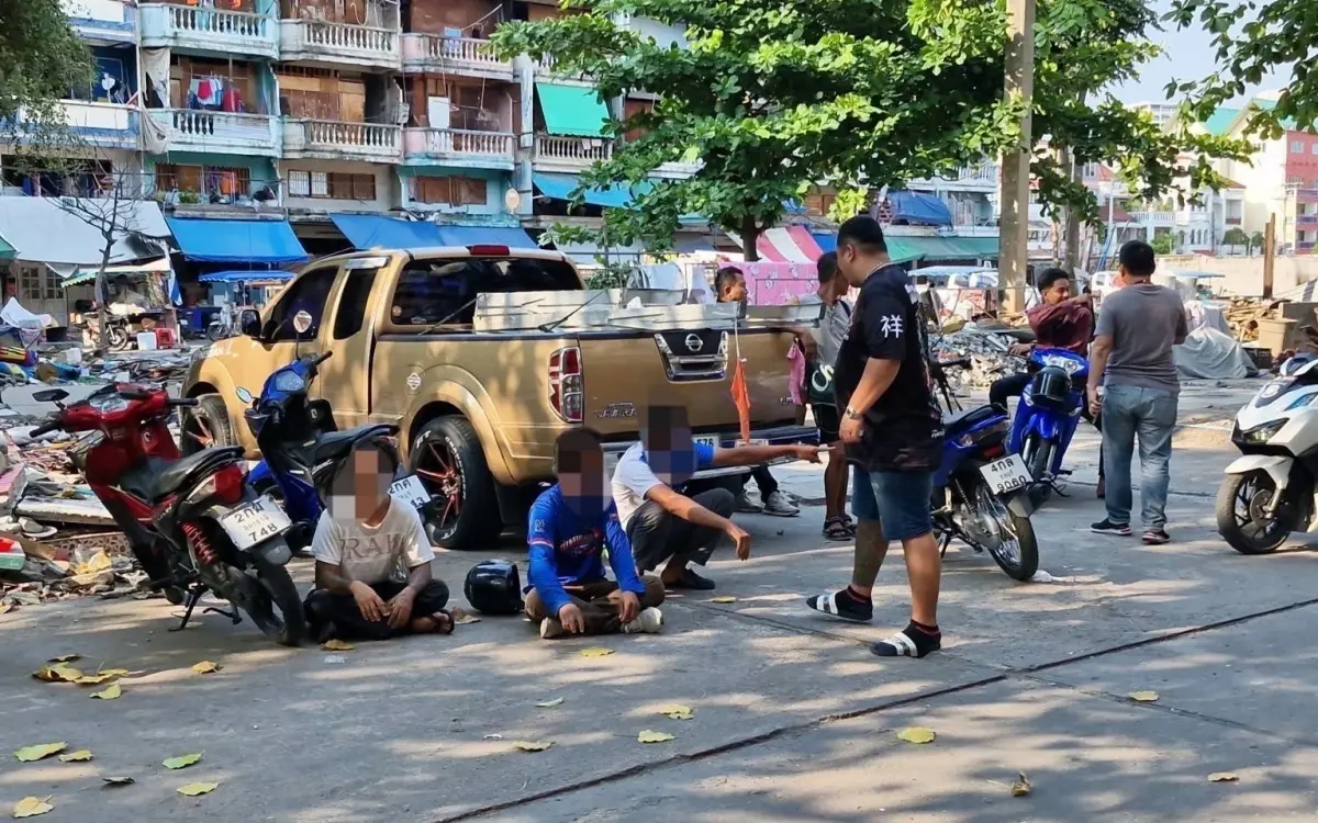 Erneute razzia gegen drogenaktivitaeten in pattayas soi jomtien 3 polizei verhaftet mehrere 049b61d7
