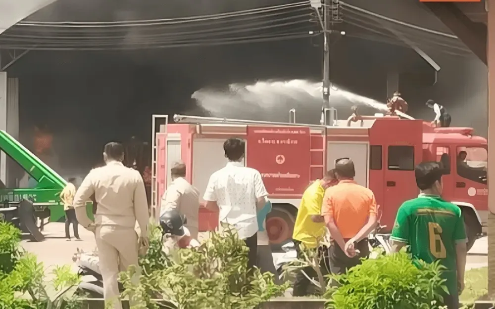 Explosion am ersten amtstag des neuen buergermeisters von narathiwat d6ac580d