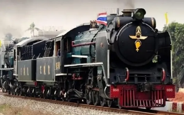 Fahren sie am 26 maerz mit historischen dampfzuegen von bangkok nach ayutthaya 67d0666c