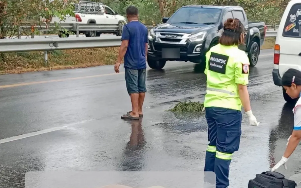 Fataler Motorradunfall in Thailand: Zwei ausländische Touristen verlieren Leben bei starkem Regen