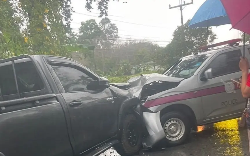 Festnahme geht schief in nakhon si thammarat vier verletzte nach zusammenstoss mit polizeifahrzeug cf044f63