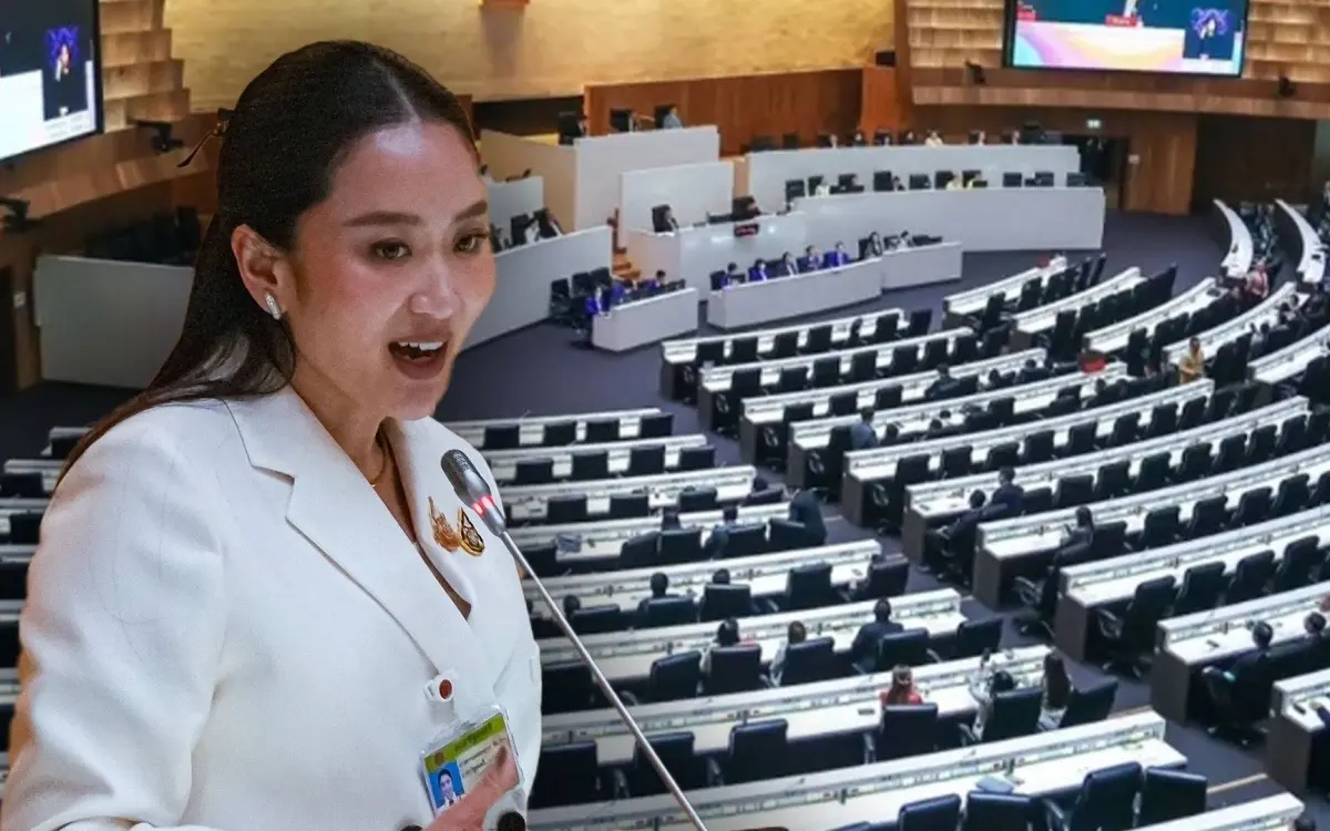 Freakshow vorbei shinawatra lacht opposition weint 004394e5