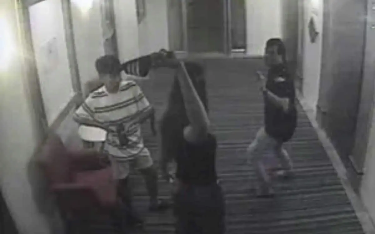 Gewaltsamer goldraub in thailand transfrau und komplize nach attacke auf indischen mann 299e1f6b