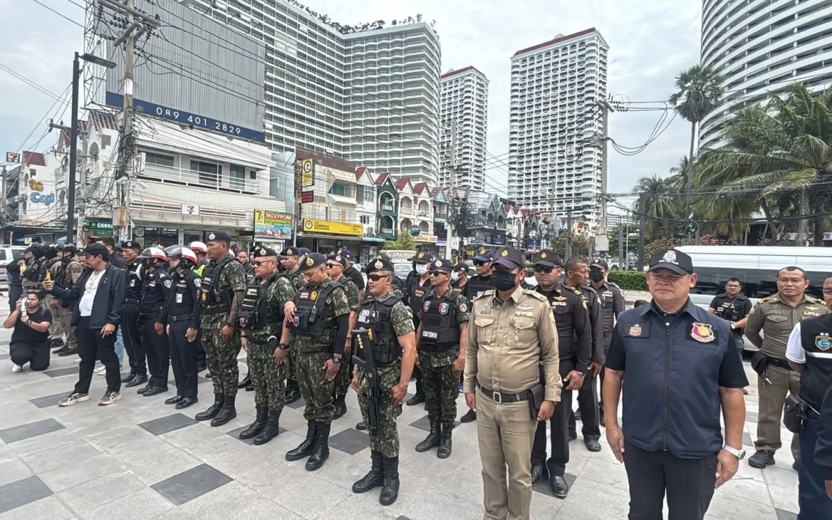 Grossangelegte polizeirazzia am jomtien beach in pattaya erfolgreiche festnahme von 14 verdaechtigen de18063a