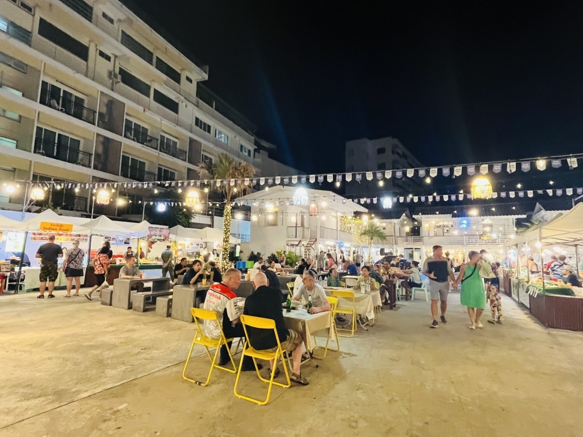 Haben sie schon den neuesten nachtmarkt von hua hin besucht 026d925f