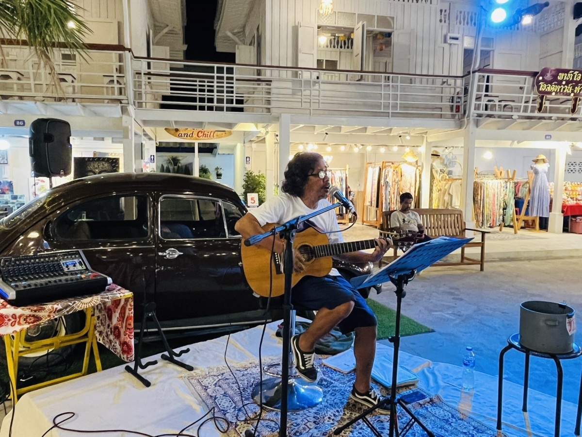 Haben sie schon den neuesten nachtmarkt von hua hin besucht ba316ac4