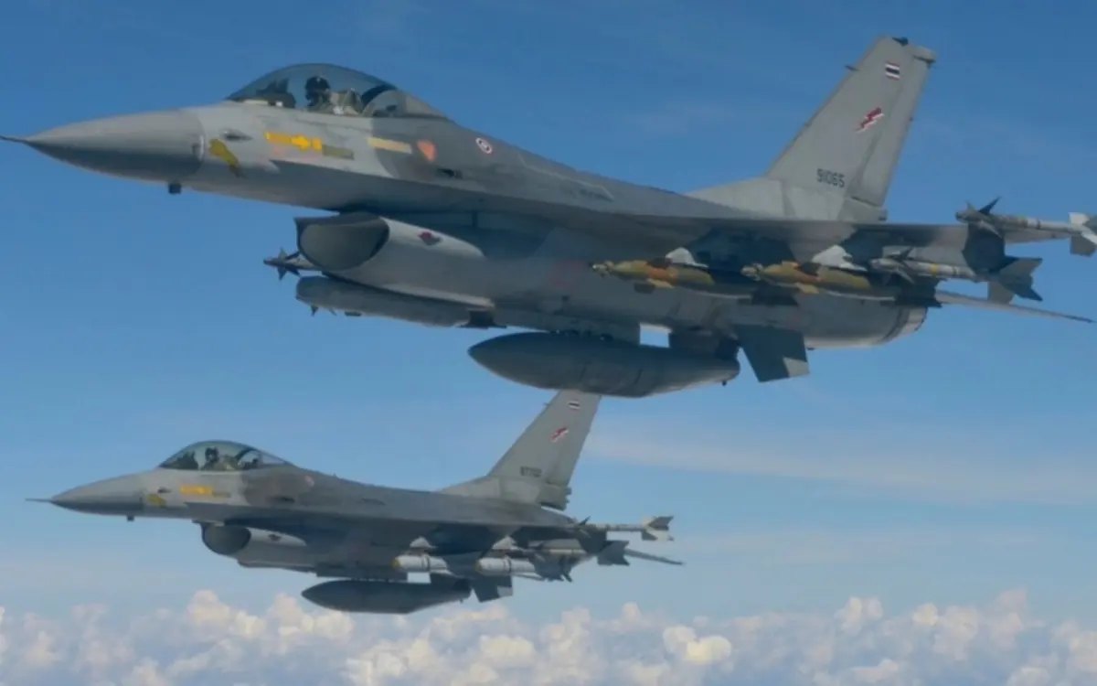 Kampfjets stoppen Grenzprovokation – Spannung am Himmel über Thailand