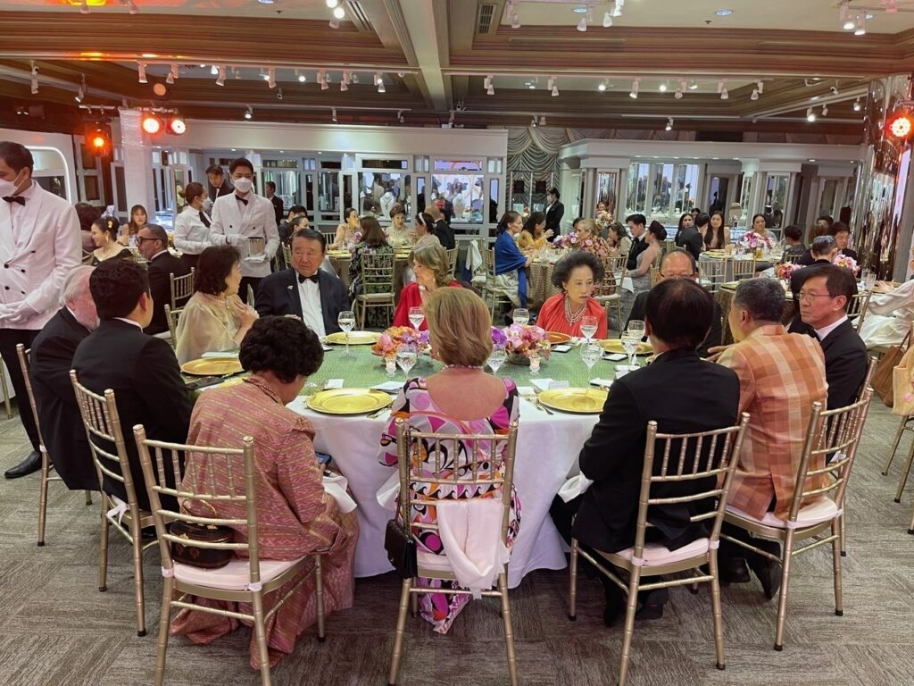 Koenigin silvia von schweden unterstuetzt kinder in bangkok fotos ee498038