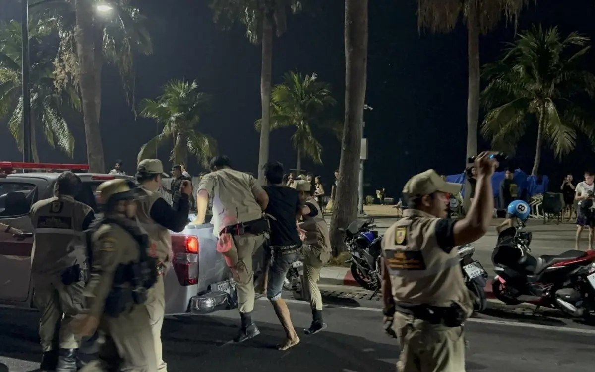Konflikt am strand von pattaya endet mit festnahme eines strandmattenvermieters und einem 026c5383