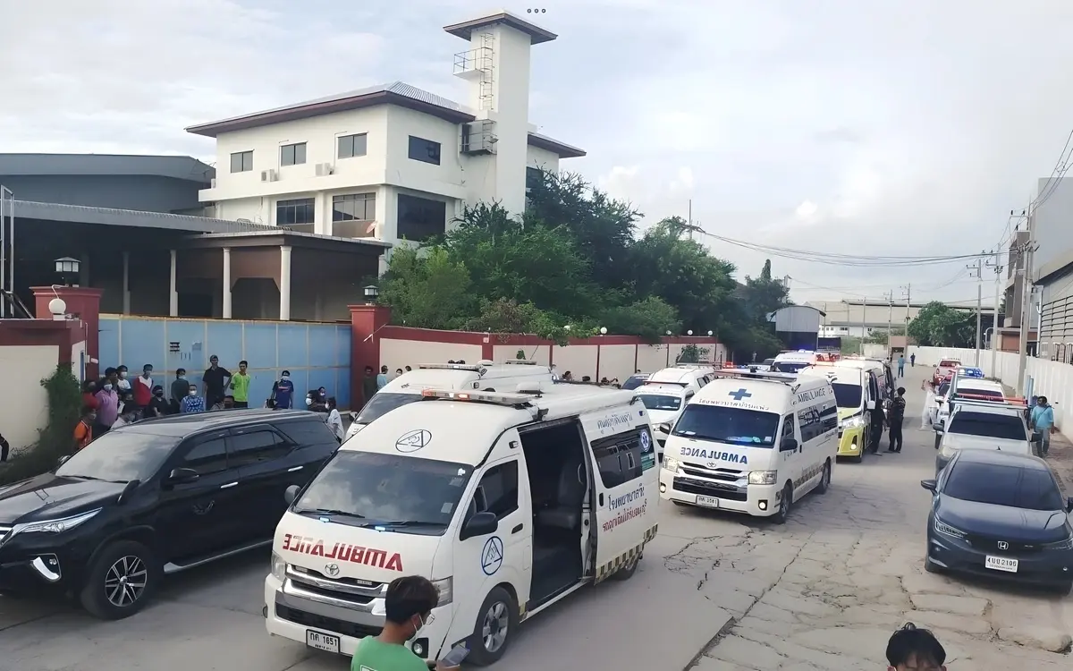 Massenerkrankung im stahlwerk samut sakhon schickt 21 arbeiter ins krankenhaus d5686333