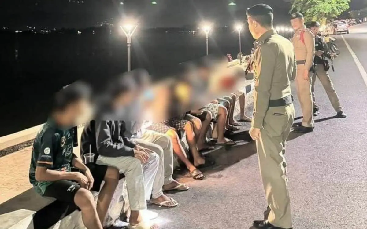 Phuket polizei jagt wilde raser teenager eff3f9a0