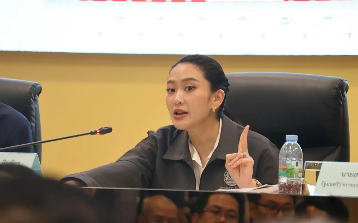 Phukets zukunftsweisender wandel klare visionen trotz erdbebenwarnung aus bangkok 9d463961