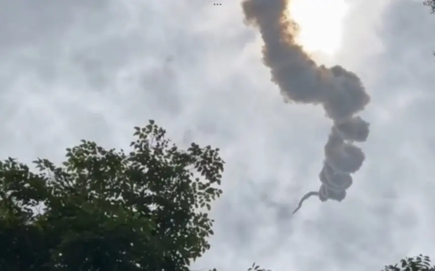 Rakete crasht in reismuehle e4006266