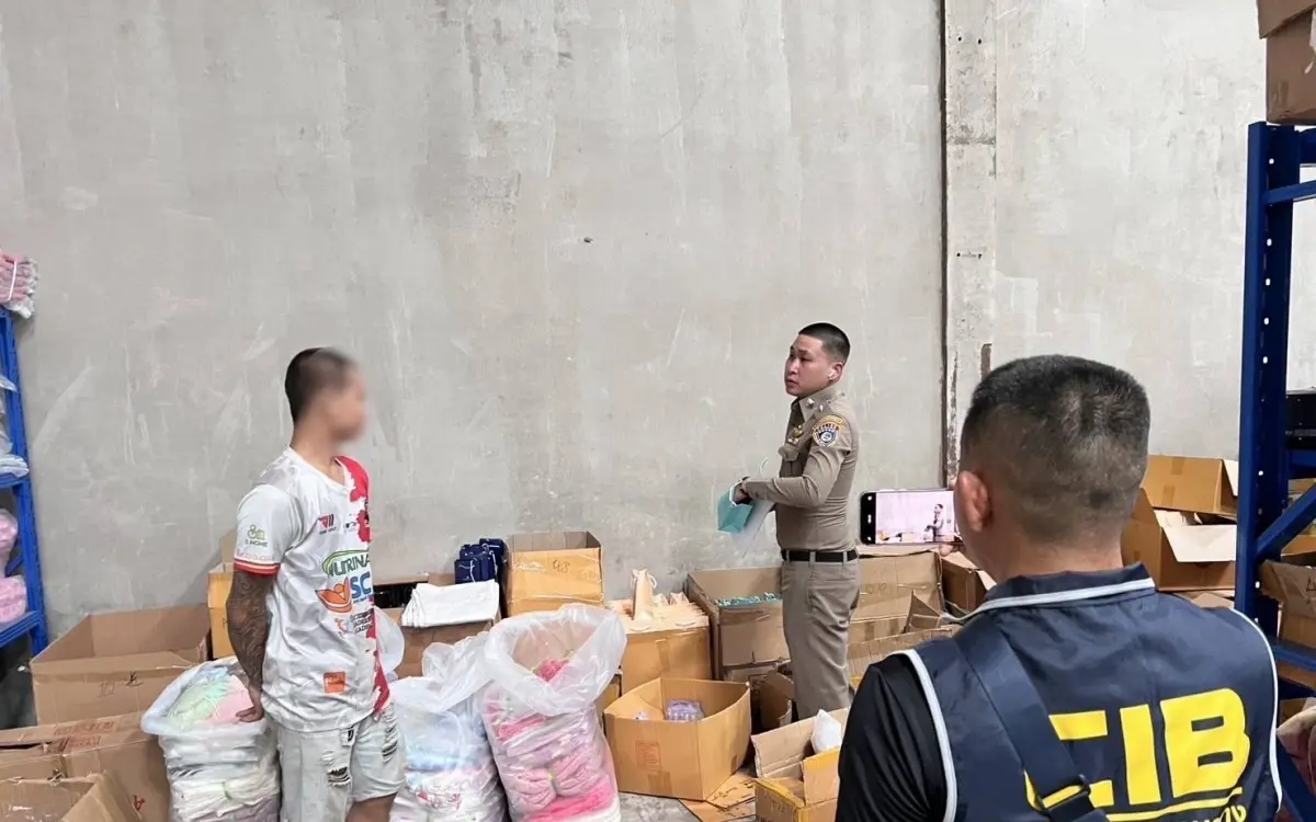 Razzia in bangkok polizei zerschlaegt chinesische faelscherbande 0d0a497b