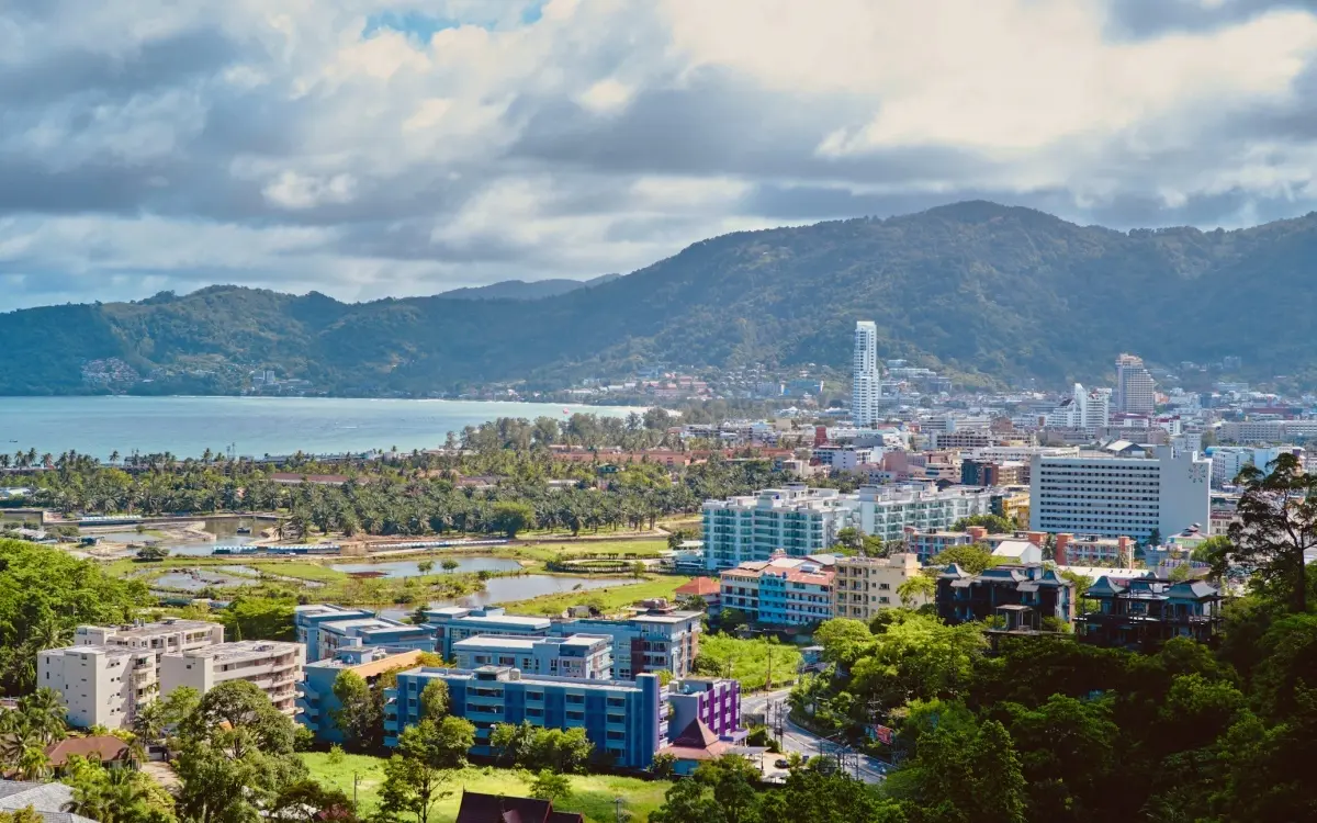 Russen boom auf phuket jeder vierte auslaenderjob jetzt in ihrer hand 5a192690
