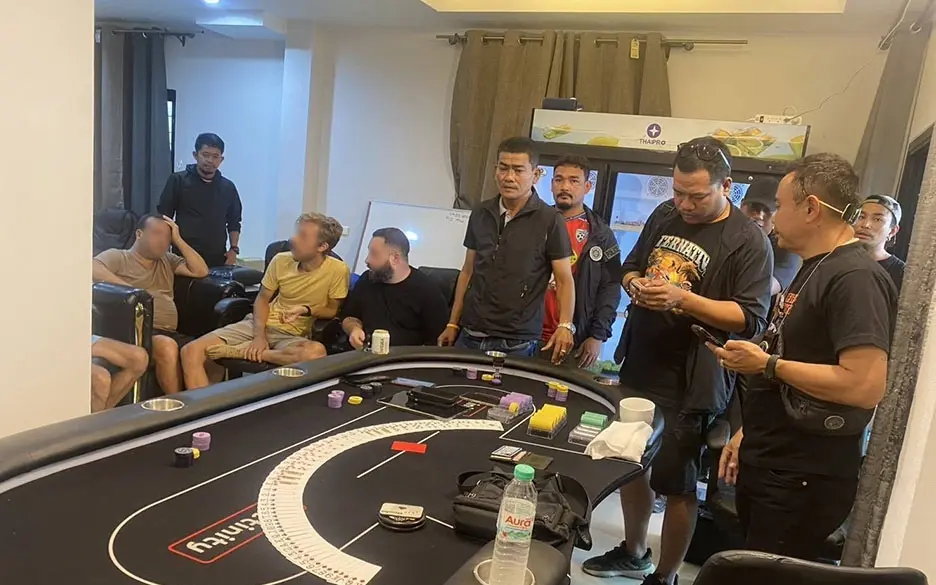Russen und Ukrainer am Kartentisch: Illegal Pokern statt Krieg