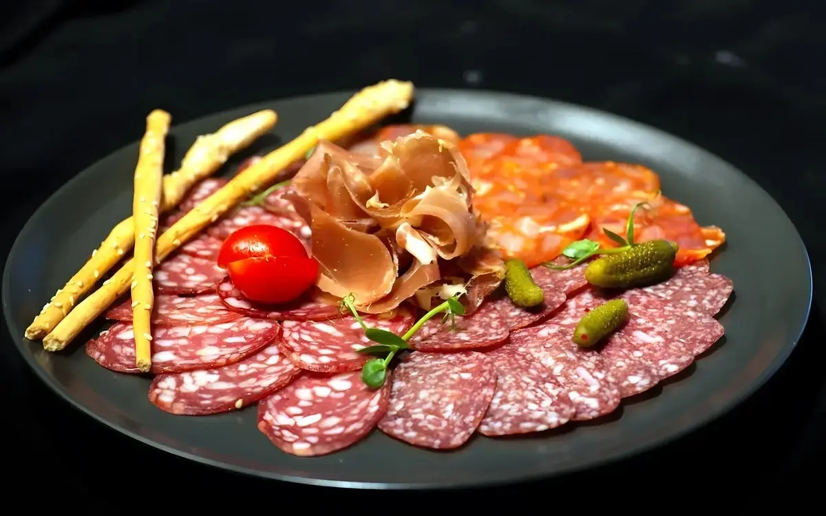 Salami sehnsucht im land des laechelns 3438bbcc