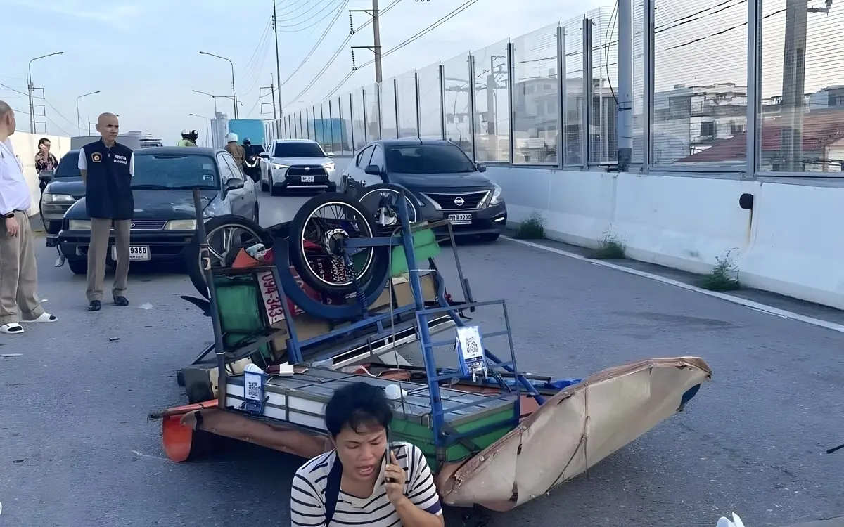 Schrecklicher verkehrsunfall in nonthaburi ein todesopfer und ein schwerverletzter nach kollision efe8d3c7