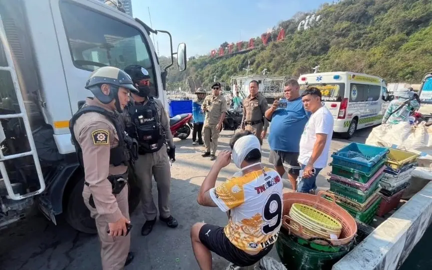 Streit um parkplatz endet mit schuss in kopf in pattaya 42dcbe2c