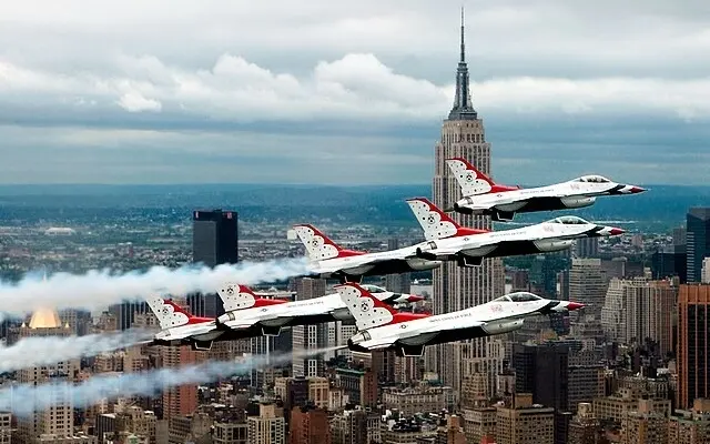 Schwere panne bei militaeruebung suedkoreanische kampfjets werfen bomben auf wohngebiet vier f3db56be