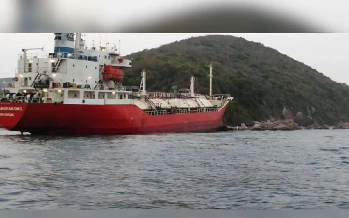 Tanker unfall vor trauminsel gestaendnis und keine explosion 92965d01