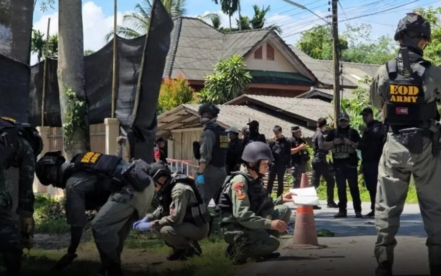 Terror in thailands sueden bombenanschlag auf militaerbasis senior verletzt 318618f7