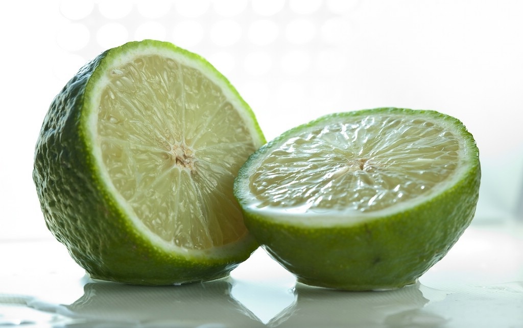 Thailaendische limetten kleine fruechte mit grosser wirkung 6524c91a