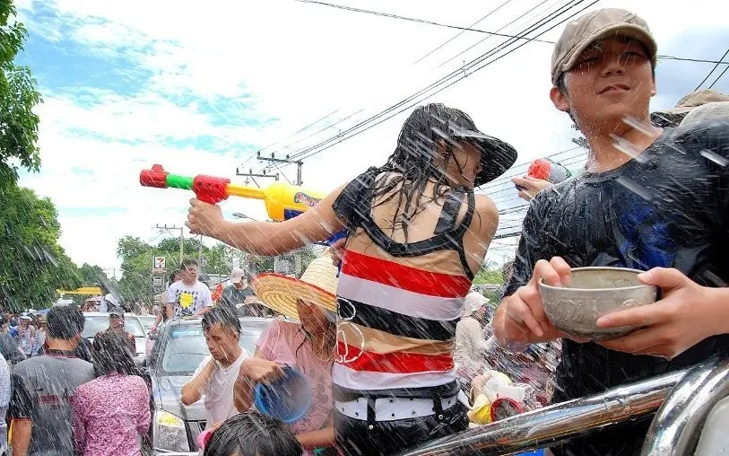 Thailand im songkran fieber 134 6 milliarden baht ausgaben erwartet c4e71ff9